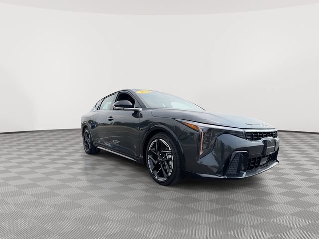 Certified 2025 Kia K4 GT-Line w/ GT-Line Premium Package FWD image 3