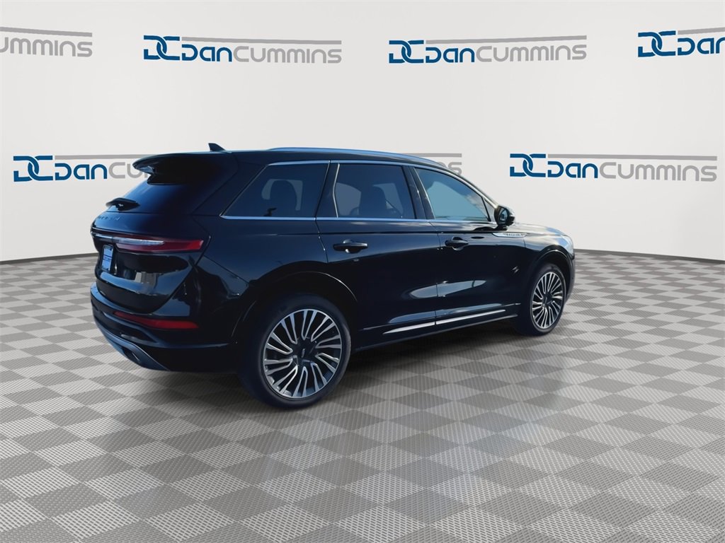 Used 2022 Lincoln Corsair Reserve w/ Equipment Group 201A image 9