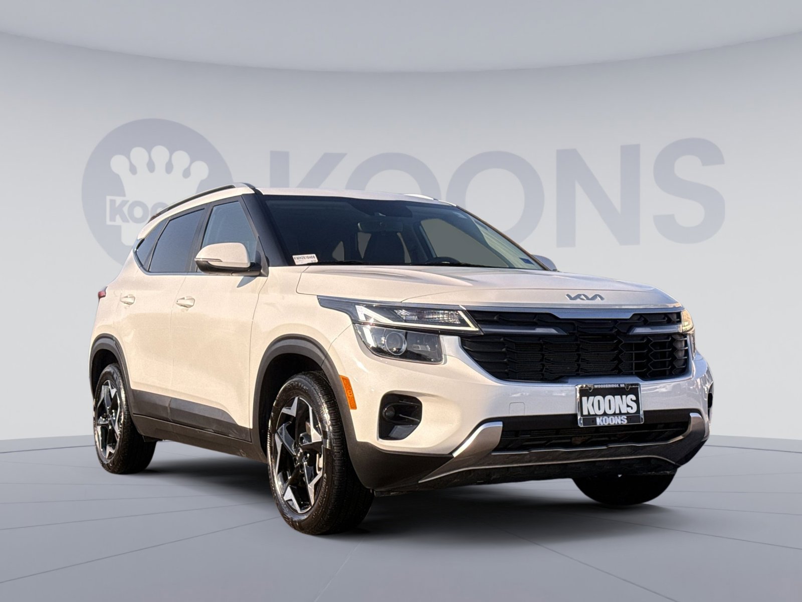 Used 2024 Kia Seltos EX image 10