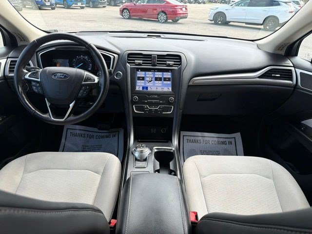 Used 2019 Ford Fusion SE w/ Equipment Group 151A FWD image 25