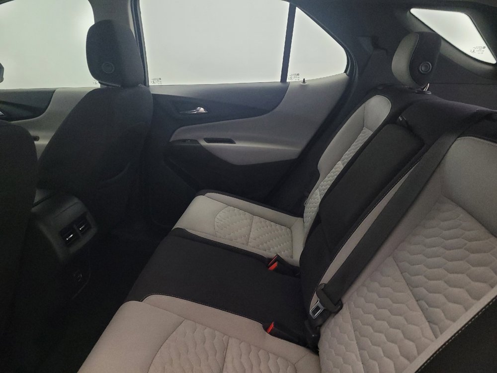 Used 2019 Chevrolet Equinox LS image 18