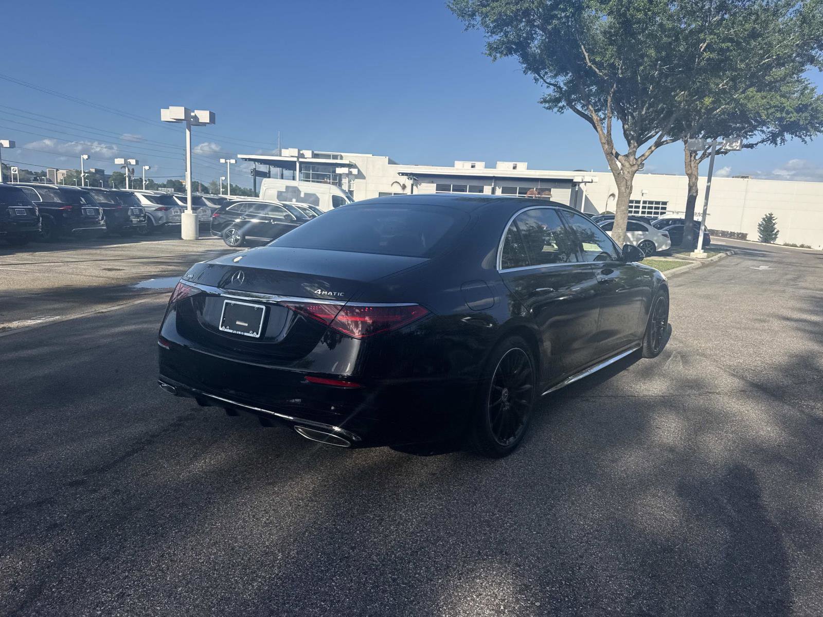 New 2026 Mercedes-Benz S 500 4MATIC image 3