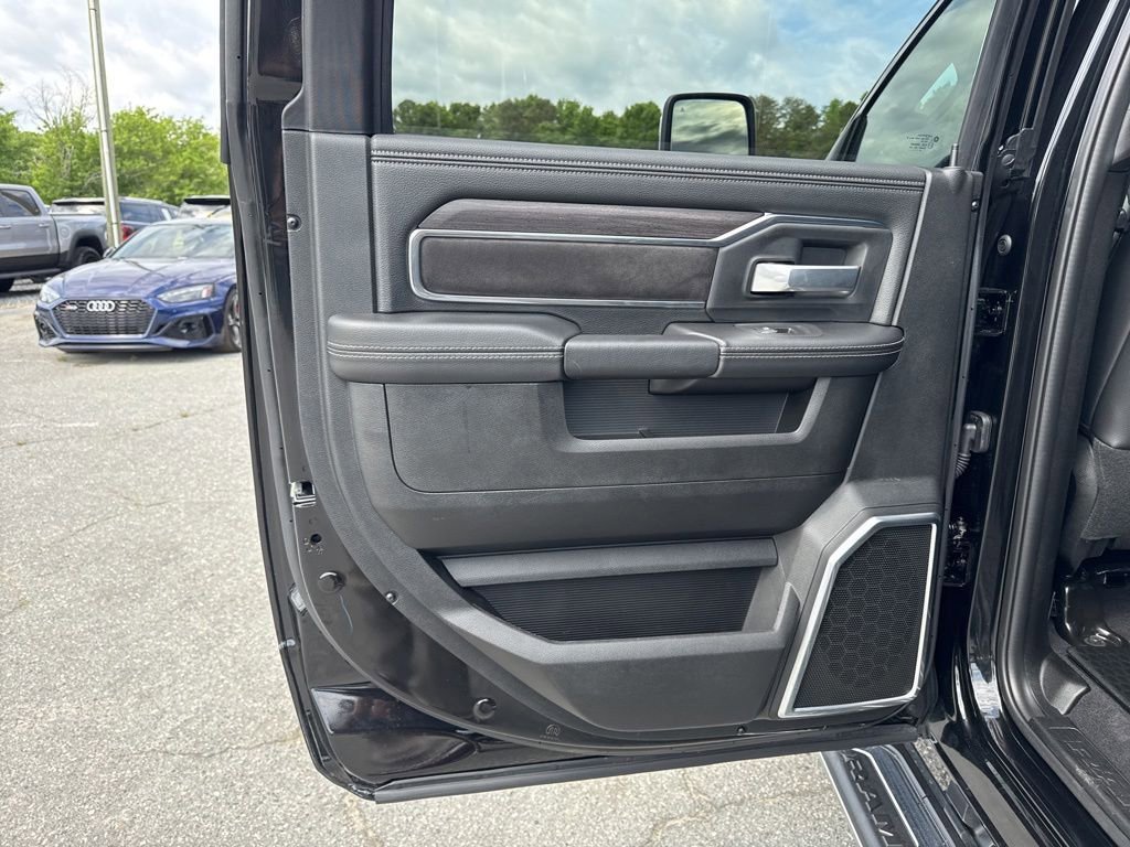 Used 2026 RAM 2500 Laramie AWD/4WD image 29