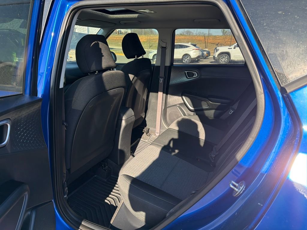 Used 2021 Kia Soul GT-Line image 21