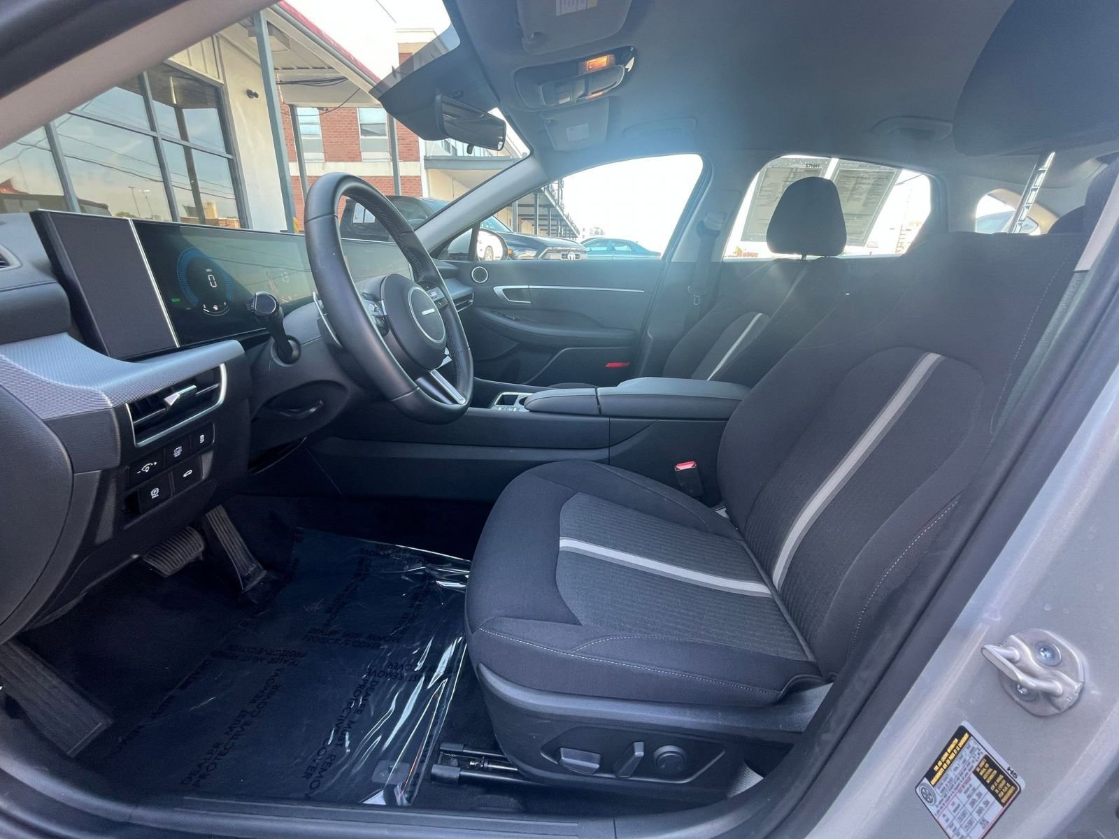 Used 2025 Hyundai Sonata SEL FWD image 27