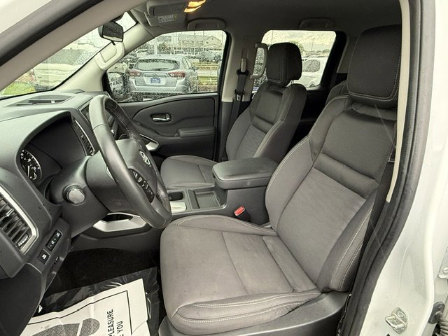 Used 2023 Nissan Frontier SV w/ SV Convenience Package image 13