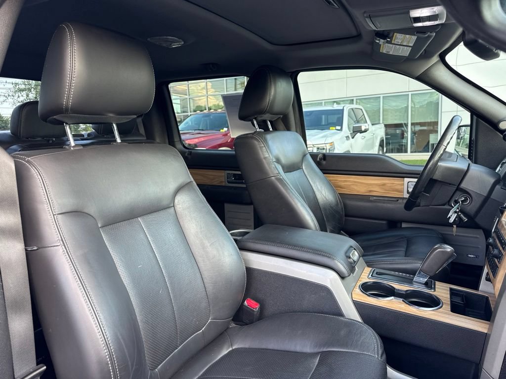 Used 2011 Ford F150 Lariat w/ Lariat Chrome Pkg RWD image 16