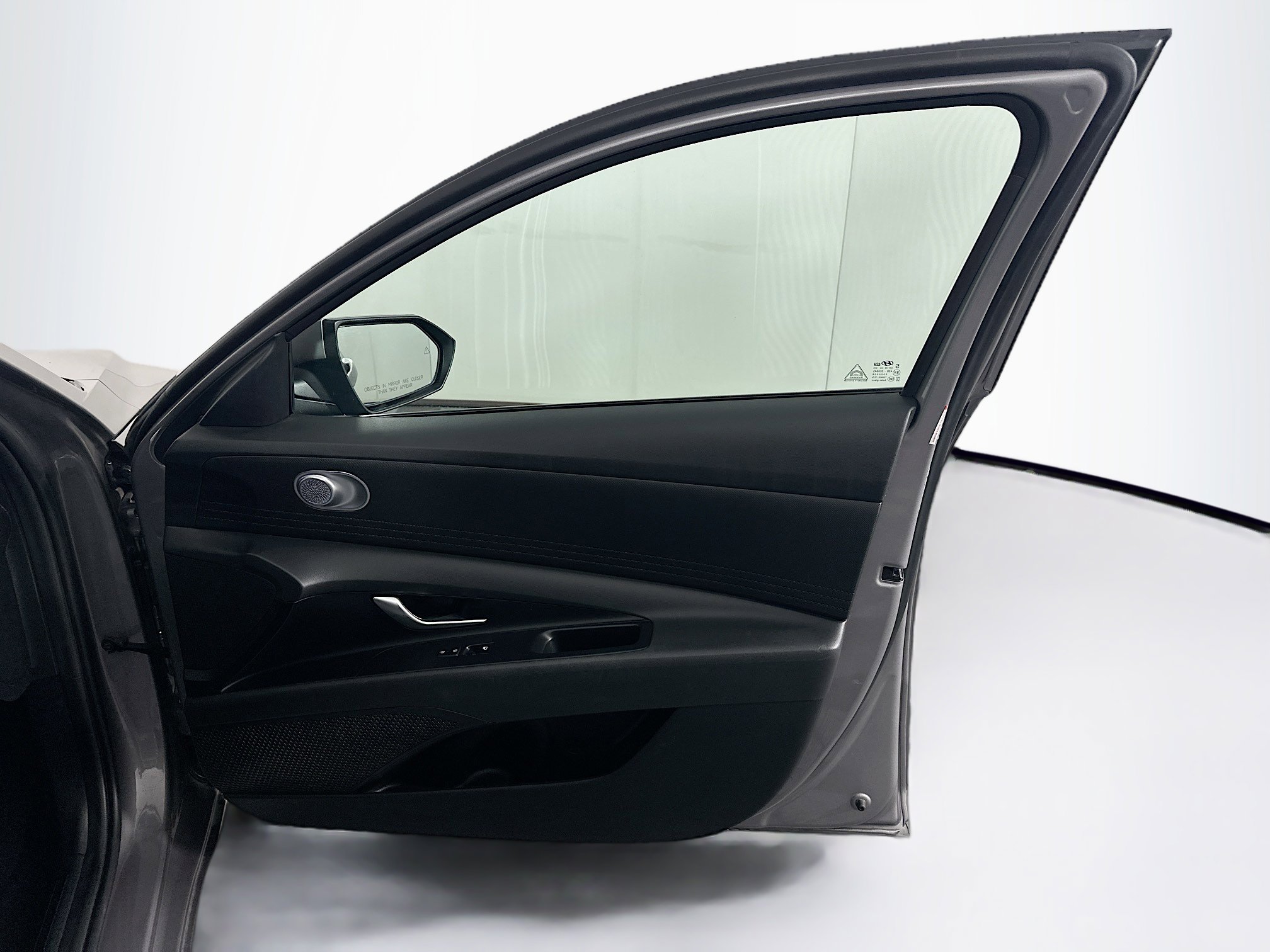 Used 2024 Hyundai Elantra SEL image 30