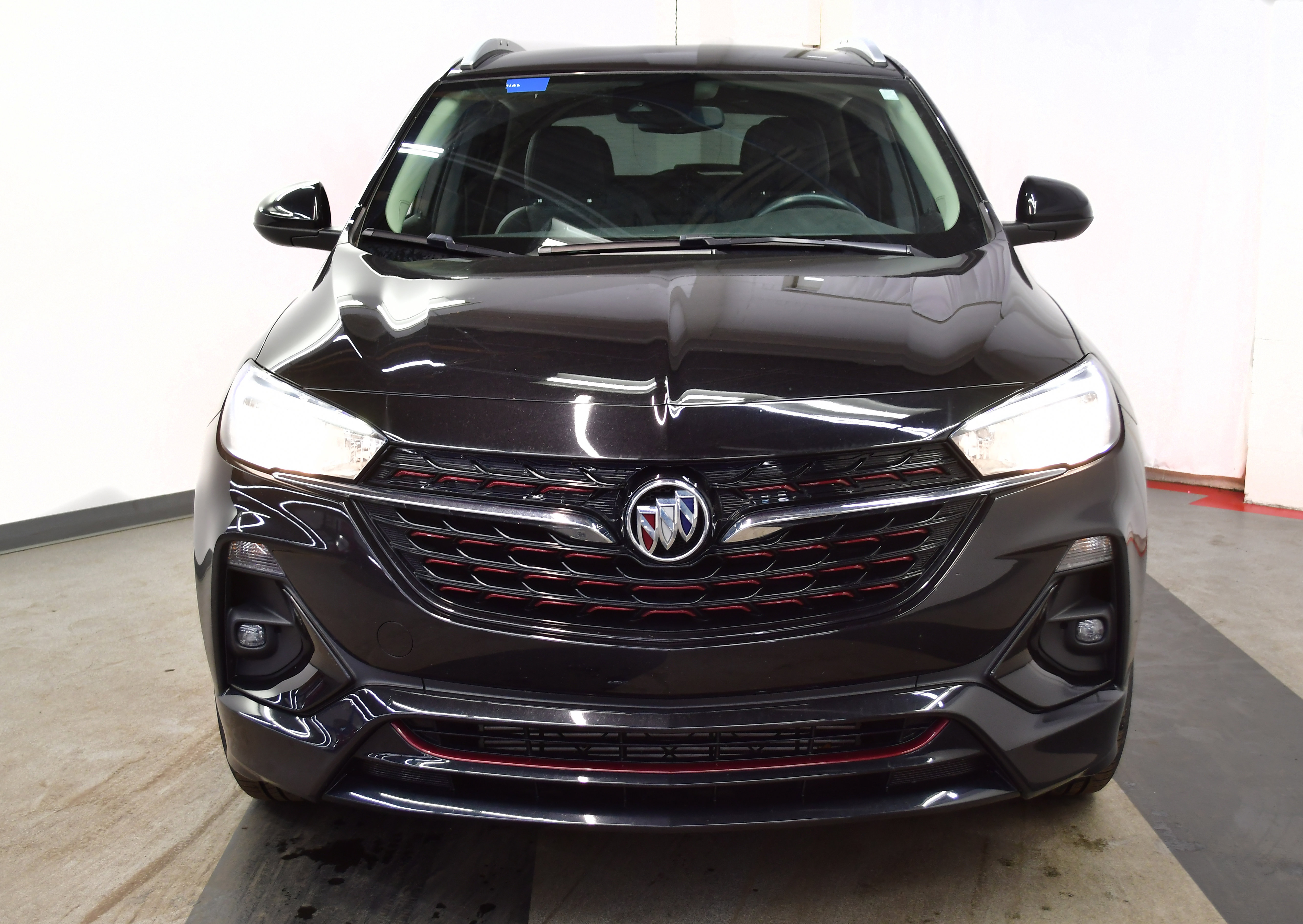 Used 2023 Buick Encore GX Select w/ Sport Touring Package image 3