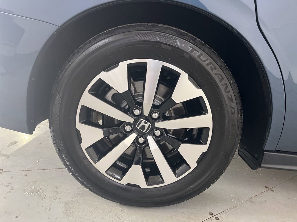 Used 2025 Honda Odyssey EX-L image 17