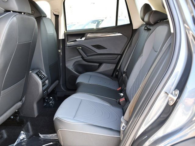 New 2026 Volkswagen Tiguan SE AWD/4WD image 15