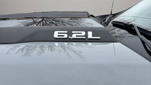 Certified 2025 Chevrolet Silverado 1500 ZR2 w/ Technology Package image 40