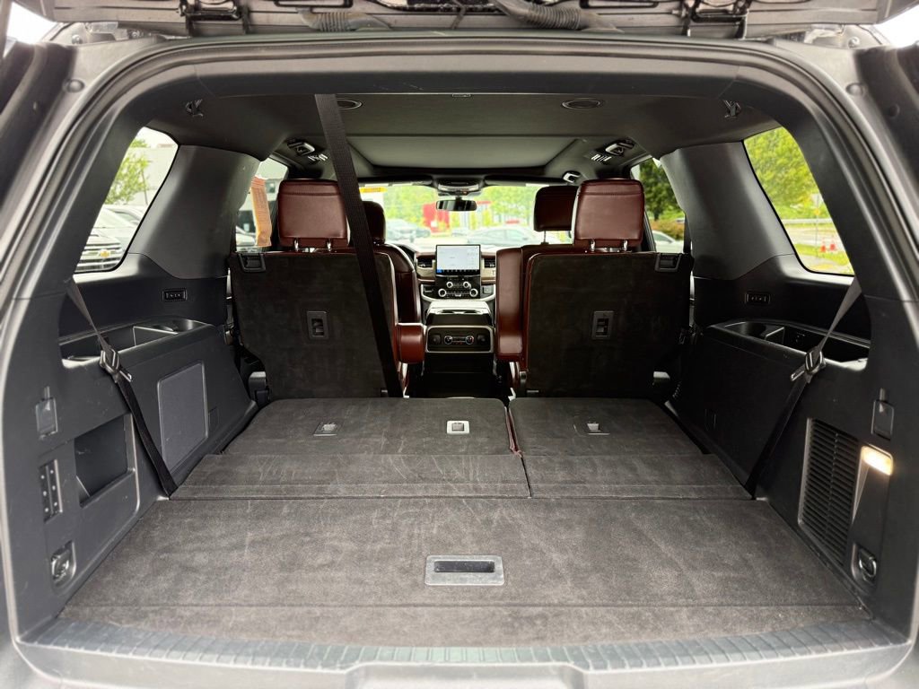 Certified 2024 Ford Expedition Limited image 6