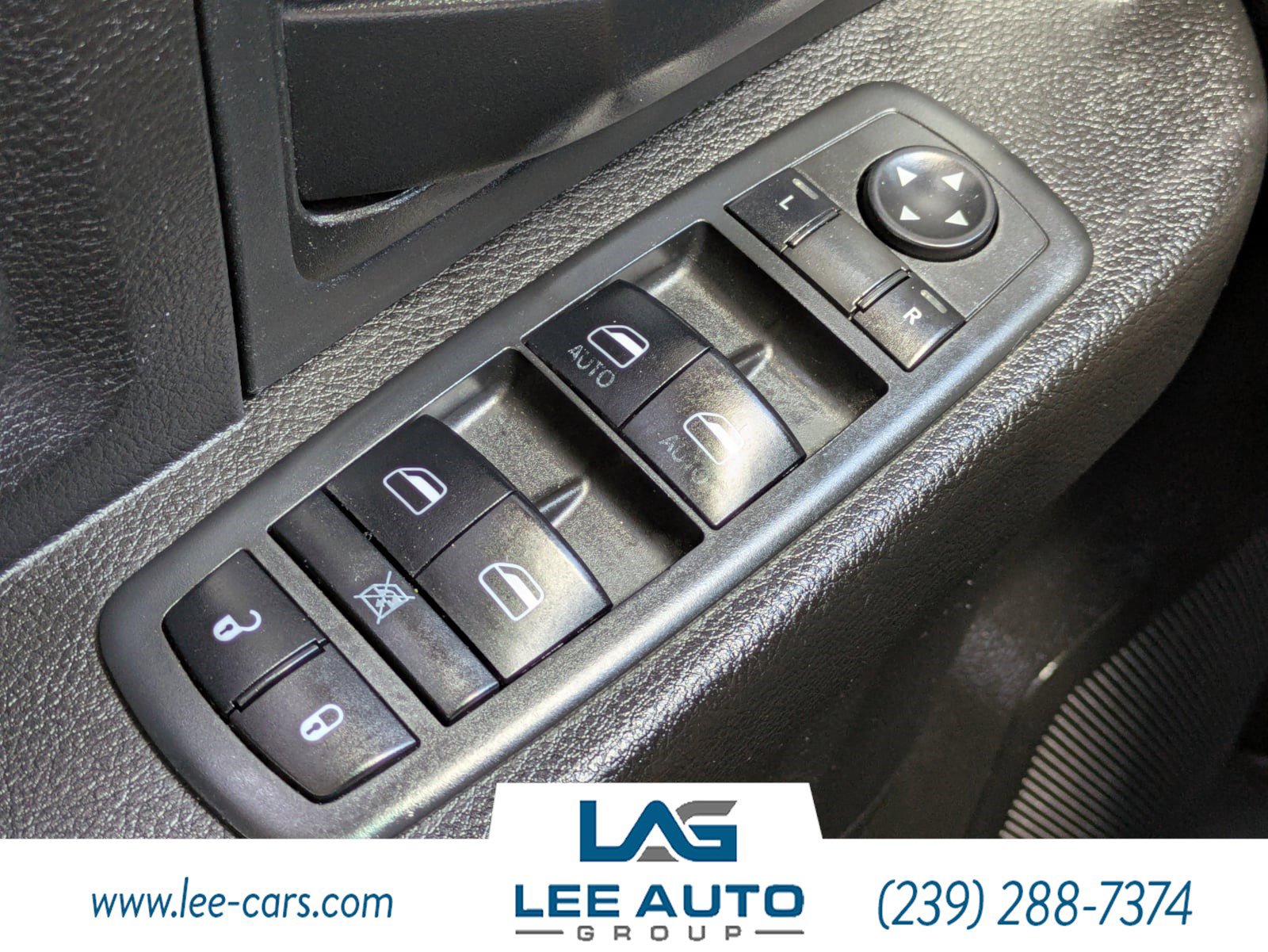 Used 2019 RAM 1500 Express AWD/4WD image 16