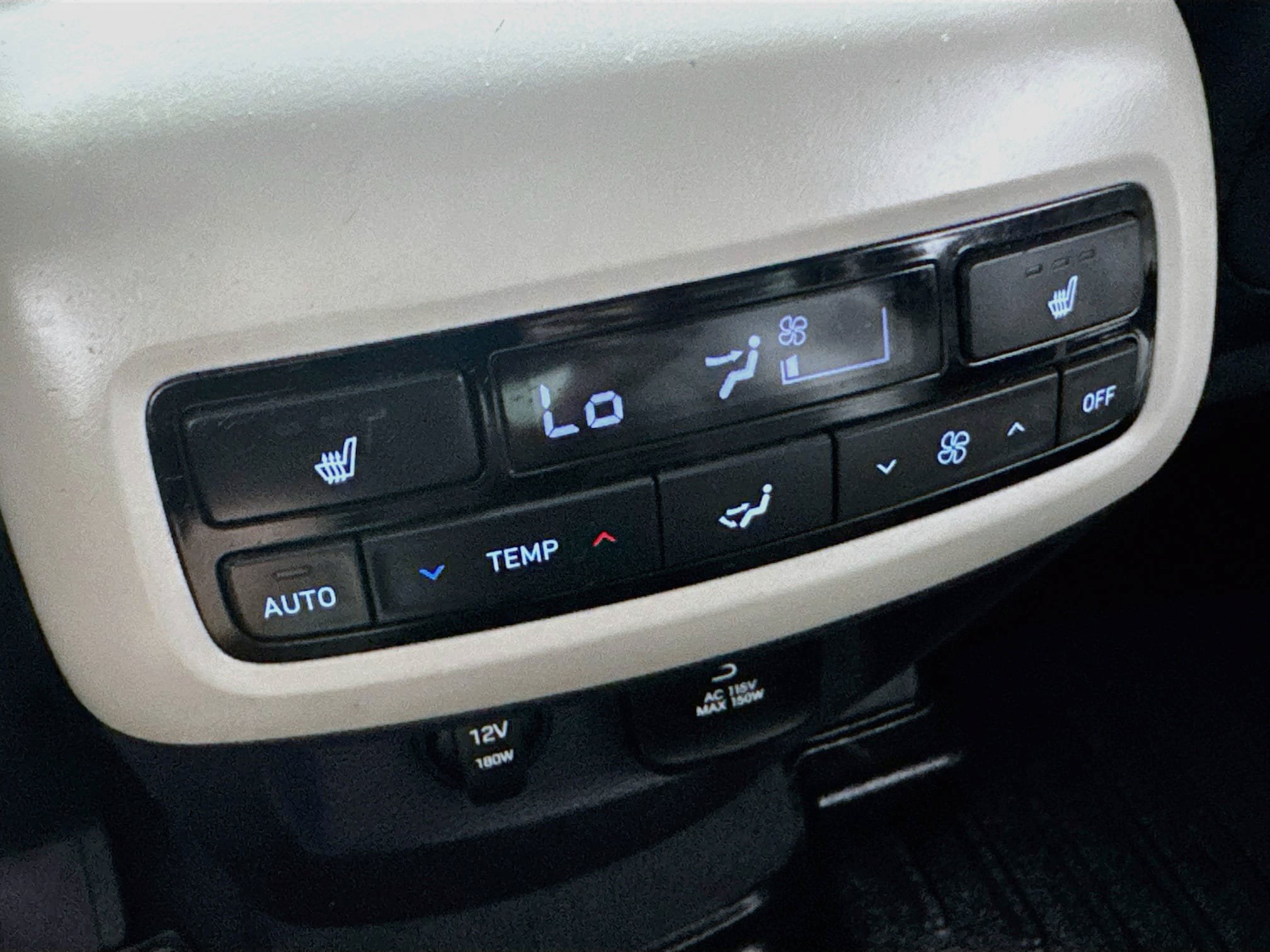 Used 2022 Hyundai Palisade SEL w/ Premium Package AWD/4WD image 26