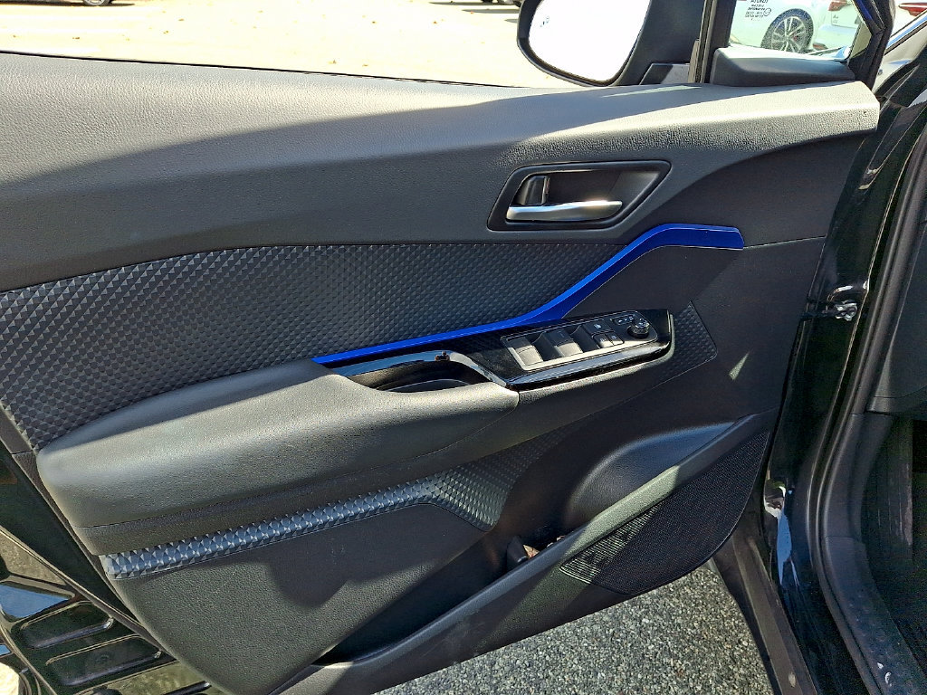 Used 2021 Toyota C-HR XLE FWD image 14