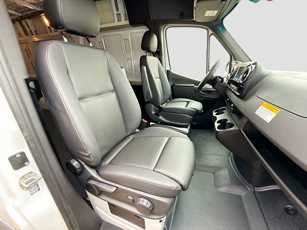 New 2026 Mercedes-Benz Sprinter 2500 image 25