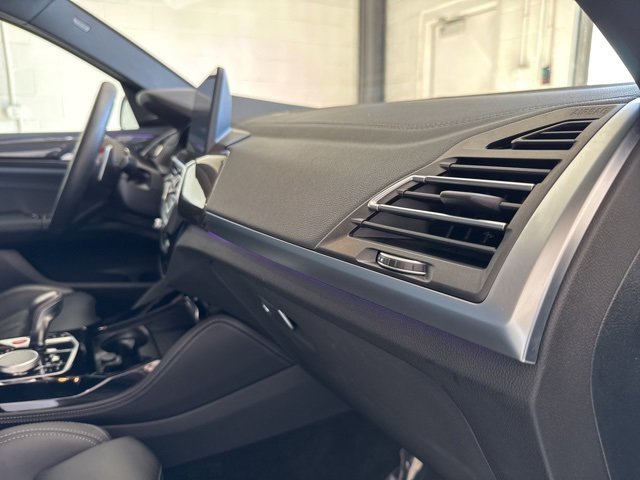 Used 2025 BMW X4 M w/ Premium Package image 62