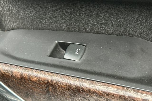 Used 2020 GMC Sierra 3500 Denali w/ Denali Ultimate Package image 21