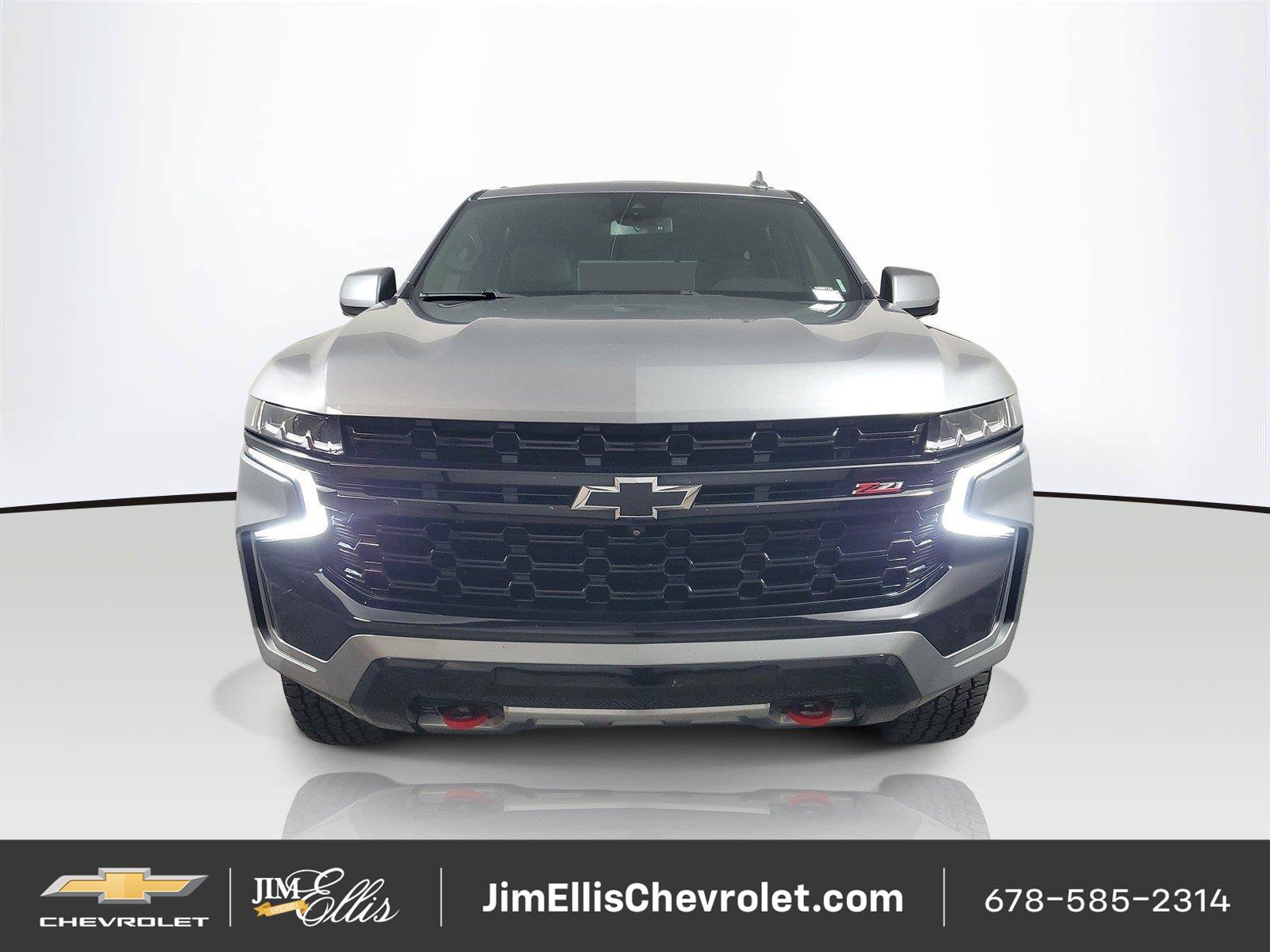 Used 2023 Chevrolet Tahoe Z71 w/ Luxury Package AWD/4WD image 2