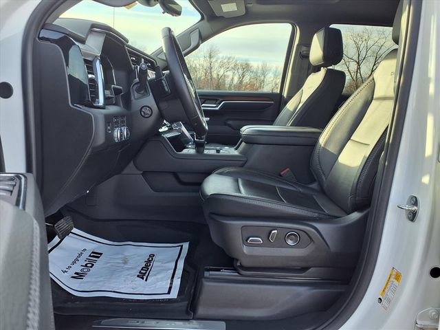 Used 2024 GMC Sierra 1500 Denali AWD/4WD image 39
