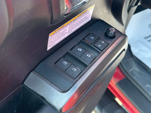 Used 2019 Toyota Tacoma TRD Off-Road AWD/4WD image 11