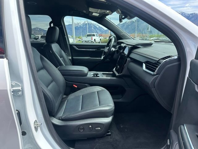 Certified 2024 GMC Acadia Elevation image 17