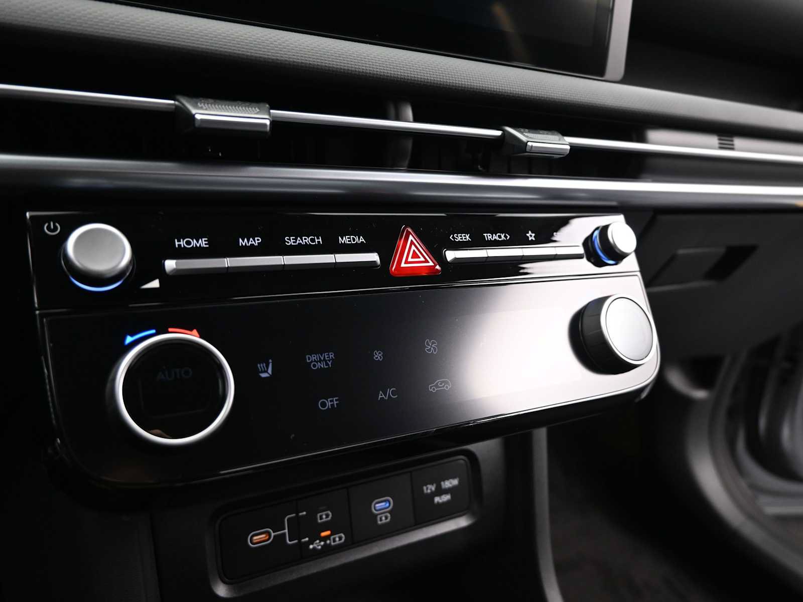 New 2026 Hyundai Tucson SEL AWD/4WD image 17