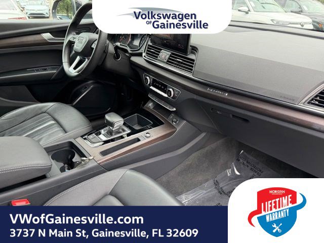 Used 2023 Audi Q5 2.0T Premium w/ Convenience Package AWD/4WD image 10