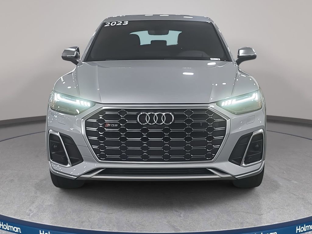 Used 2023 Audi SQ5 Prestige w/ Prestige Package image 3