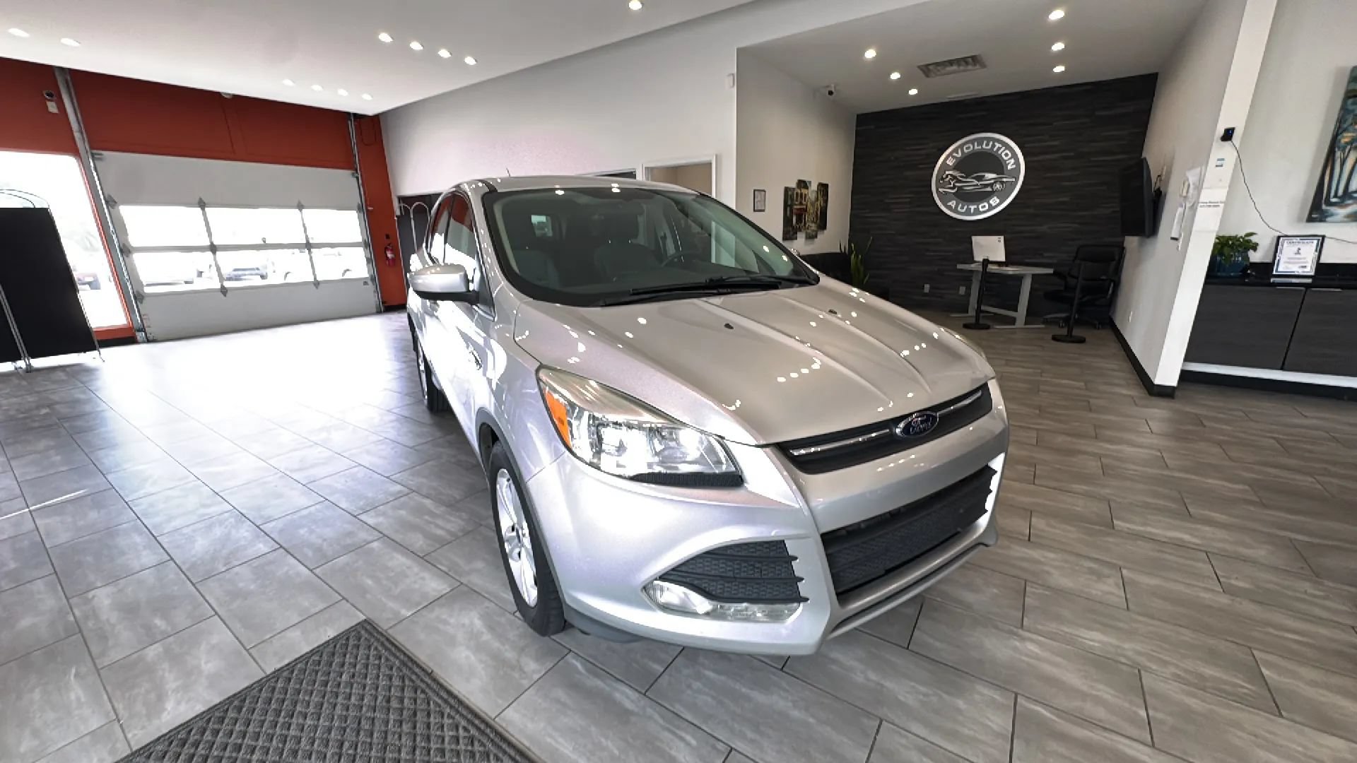 Used 2015 Ford Escape SE FWD image 40