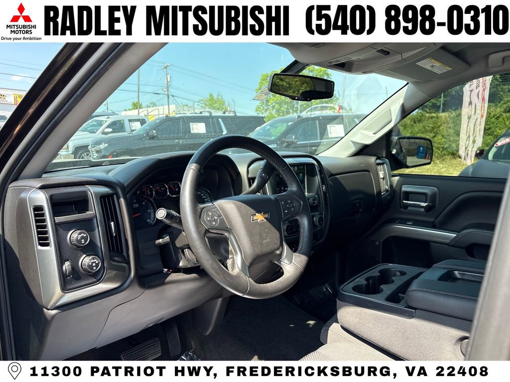 Used 2018 Chevrolet Silverado 1500 LT w/ All Star Edition AWD/4WD image 4