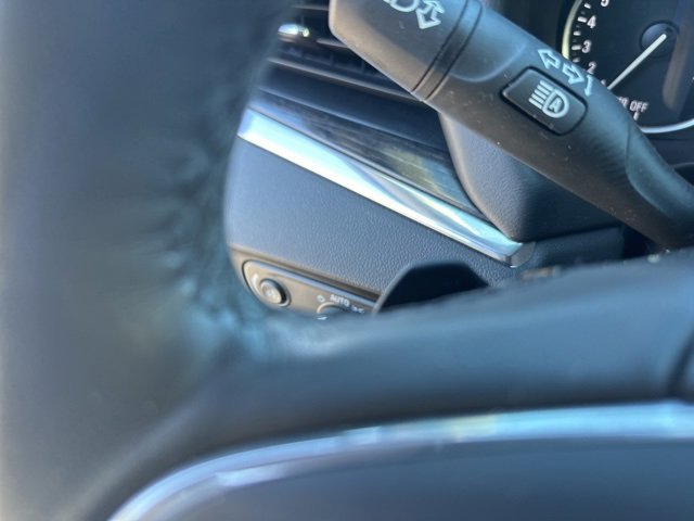 Certified 2021 Buick Enclave Avenir w/ Avenir Technology Package image 19