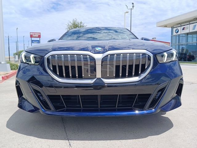 New 2026 BMW 530i image 2
