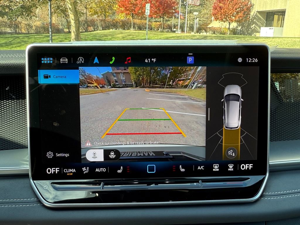 New 2025 Volkswagen Tiguan SE R-Line image 18