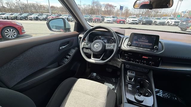 Used 2021 Nissan Rogue SV AWD/4WD image 20