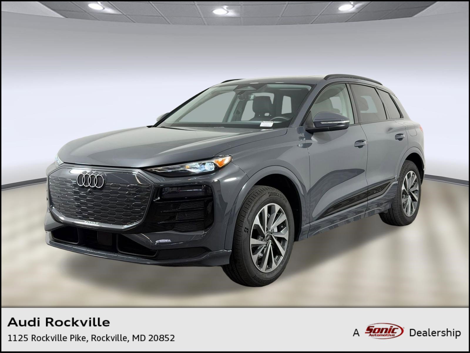 Used 2025 Audi Q6 e-tron Premium w/ Convenience Package AWD/4WD image 1