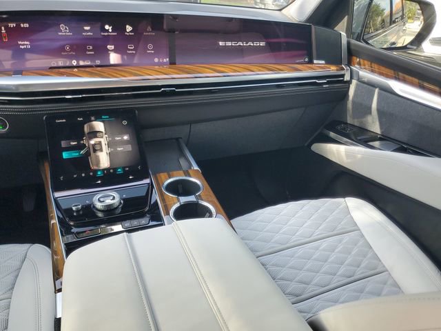 Certified 2025 Cadillac Escalade ESV Sport Platinum w/ LPO, ONYX Package RWD image 16