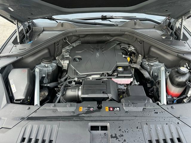 Used 2025 Genesis GV80 2.5T Standard image 12