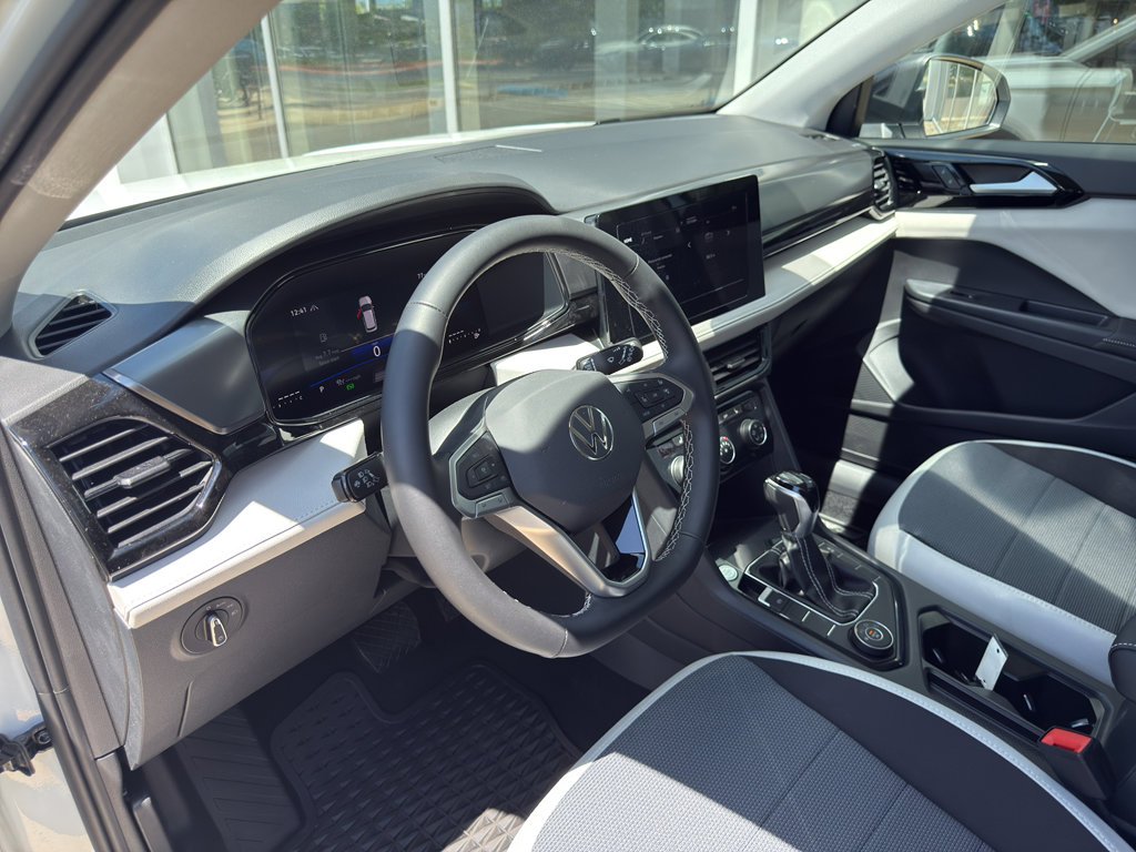 New 2025 Volkswagen Taos S image 10