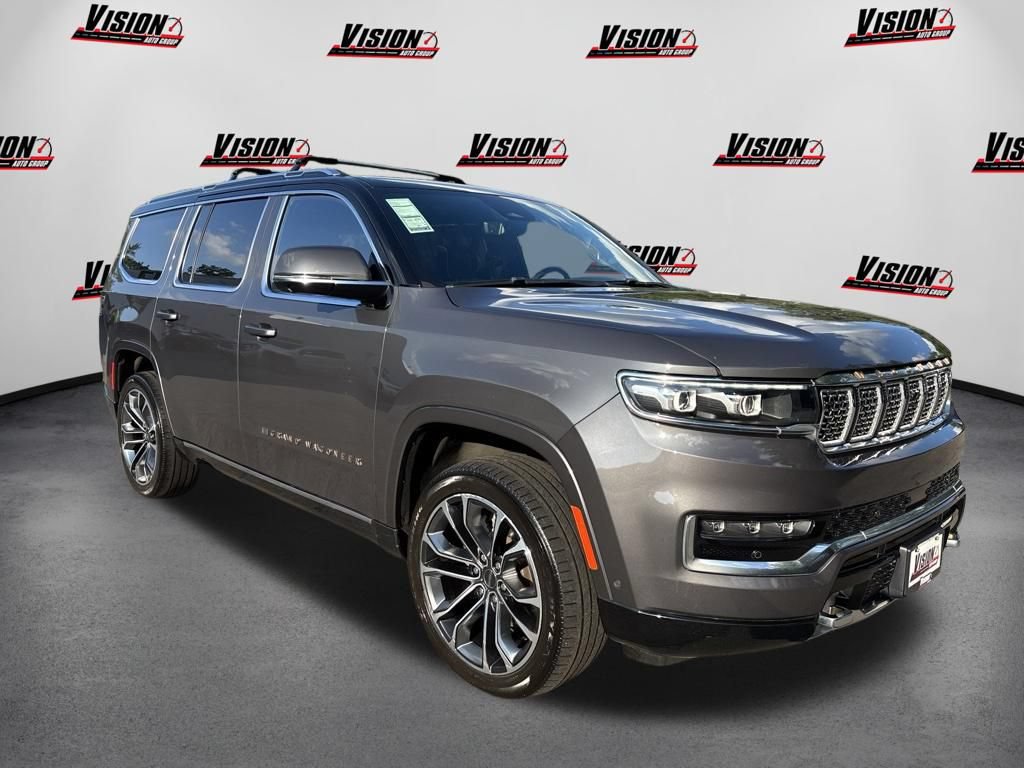 Used 2022 Jeep Grand Wagoneer Series III w/ Rear Seat Video Group 1 AWD/4WD image 3