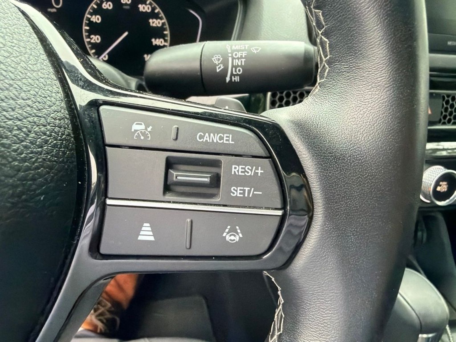 Used 2024 Honda Civic Sport image 9