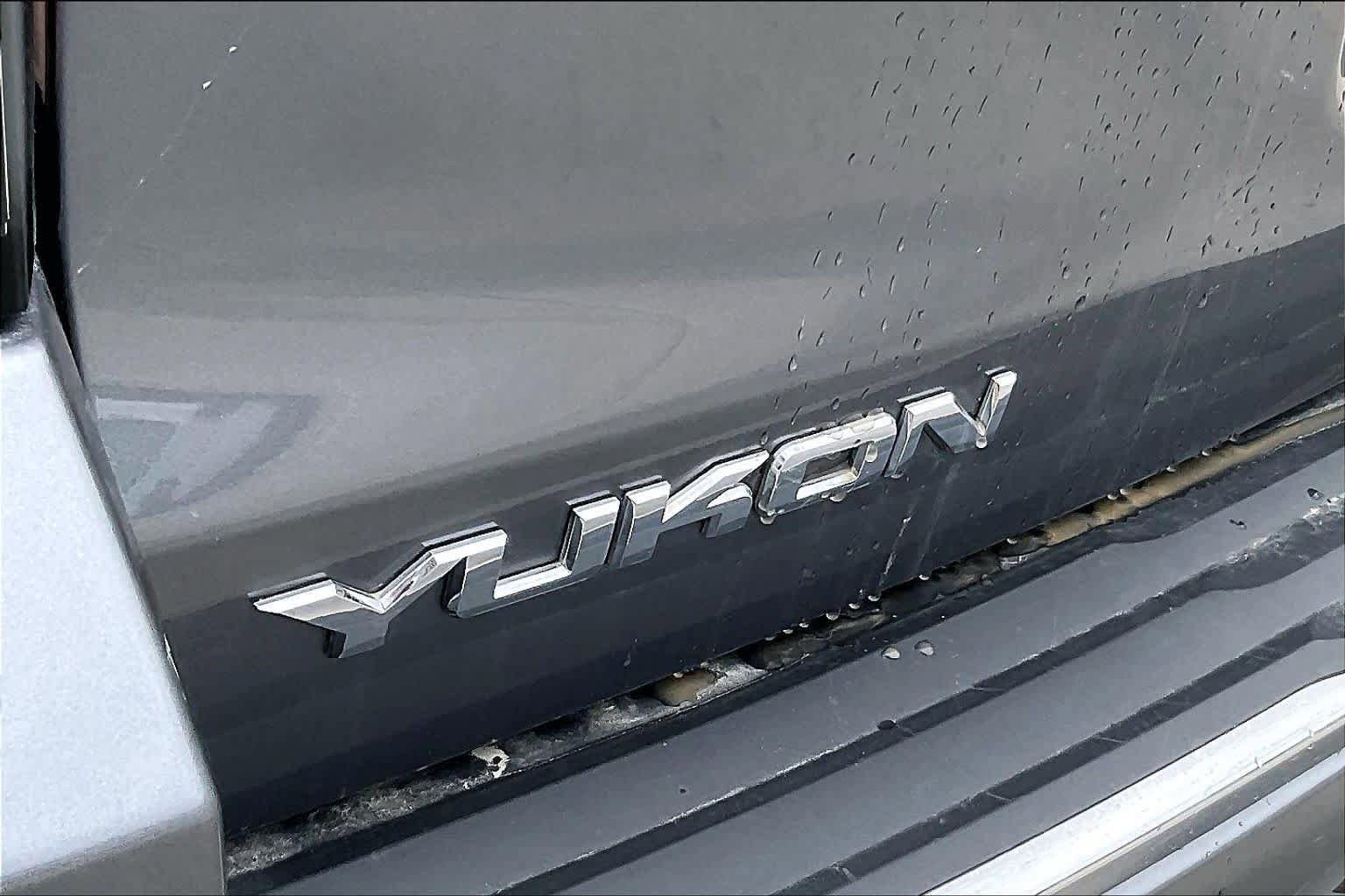 Used 2019 GMC Yukon Denali w/ Open Road Package AWD/4WD image 10