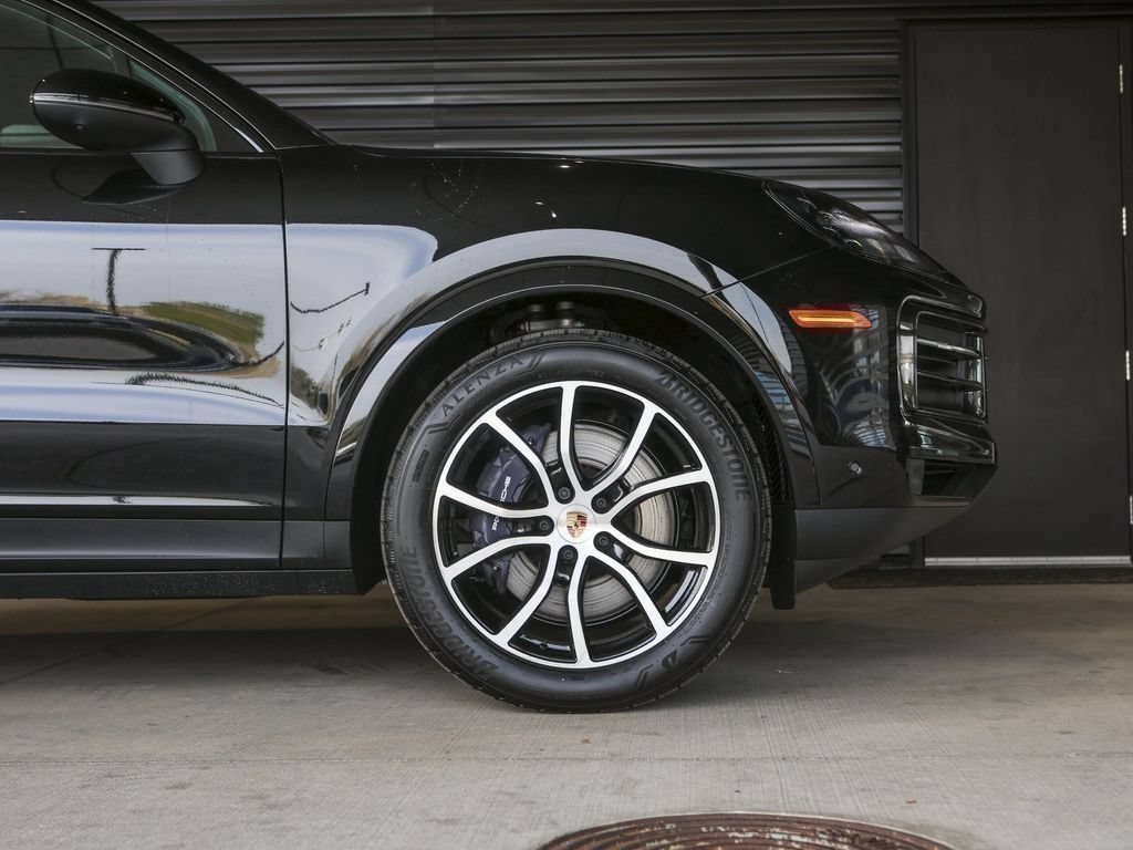 Certified 2026 Porsche Cayenne AWD/4WD image 13
