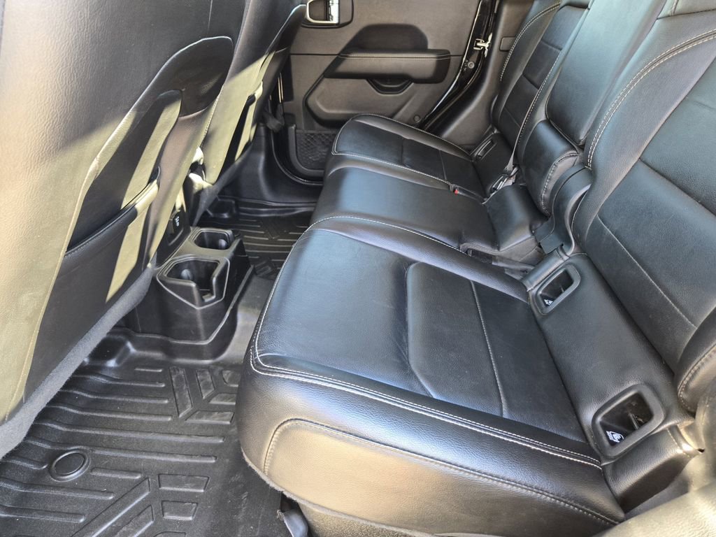 Used 2020 Jeep Gladiator Overland w/ Popular Equipment Package image 29