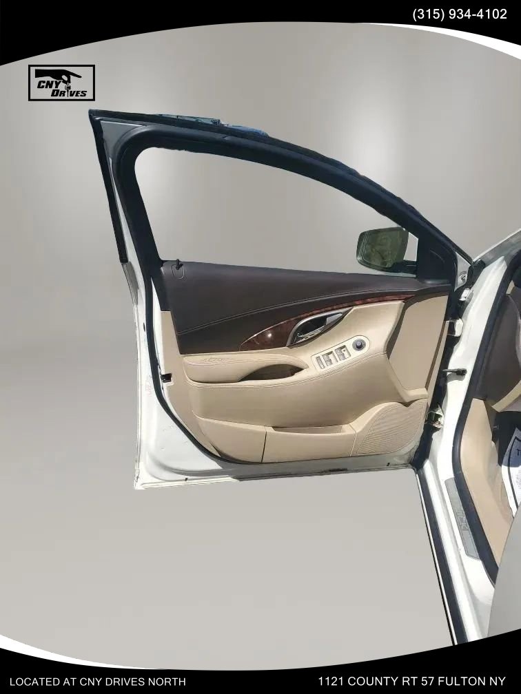 Used 2012 Buick LaCrosse Premium FWD image 8