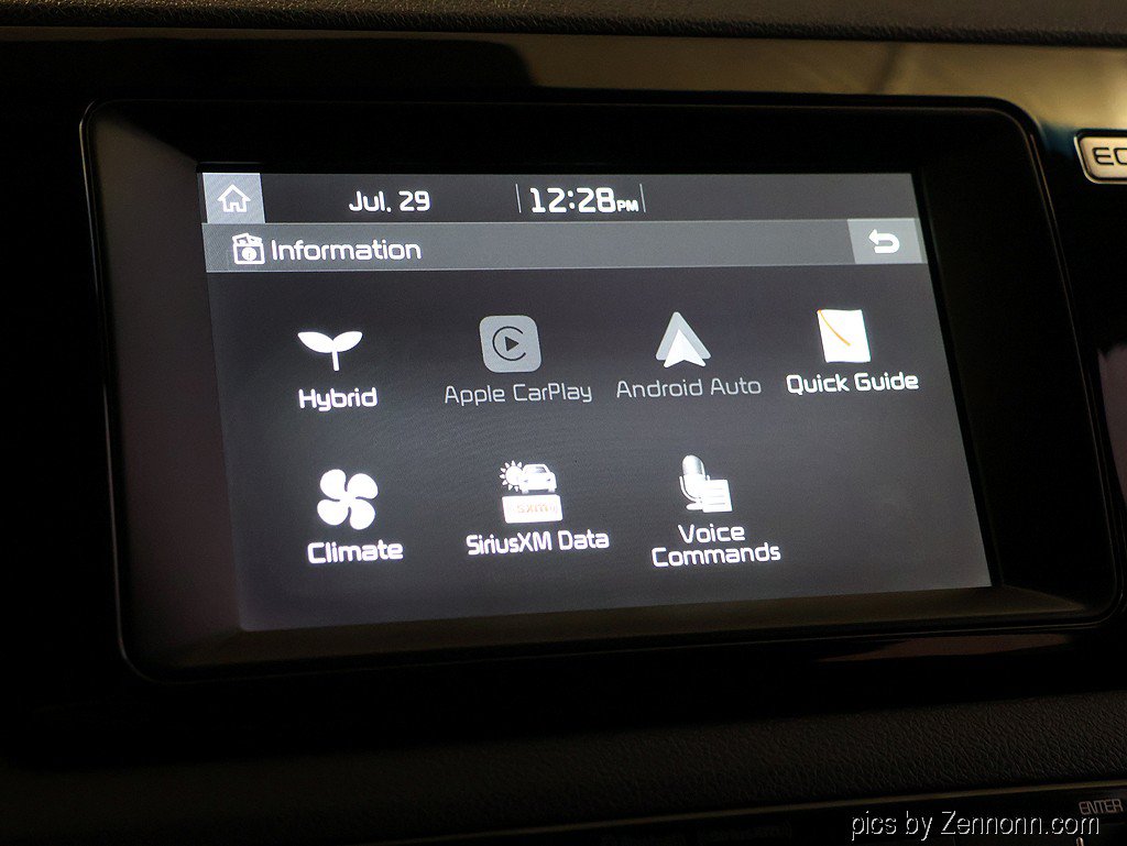 Used 2017 Kia Niro LX FWD image 19