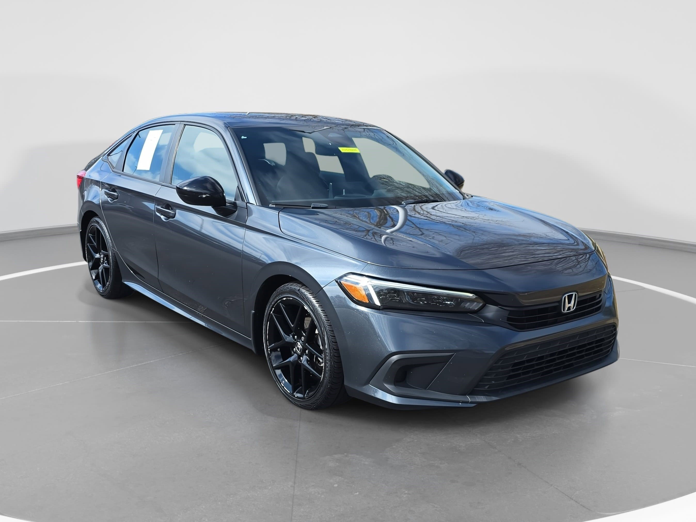 Used 2024 Honda Civic Sport image 3