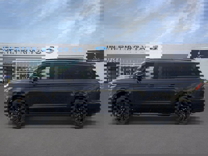 New 2026 Lincoln Navigator L Reserve w/ Jet Appearance Package image 3