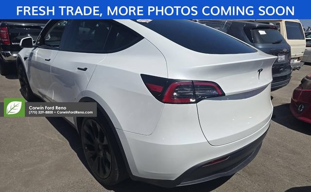 Used 2024 Tesla Model Y Long Range AWD/4WD image 7